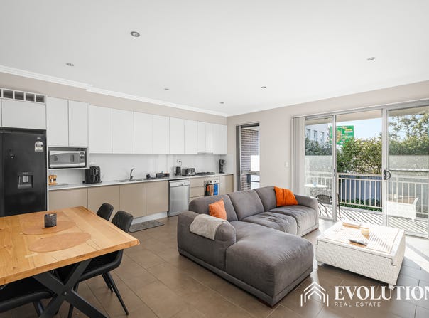 12/1-3 Woodlands Street, Baulkham Hills, NSW 2153