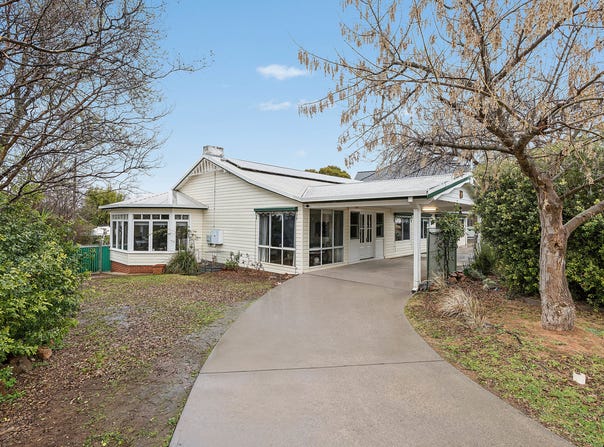 26 Cypress Street, Leeton, NSW 2705