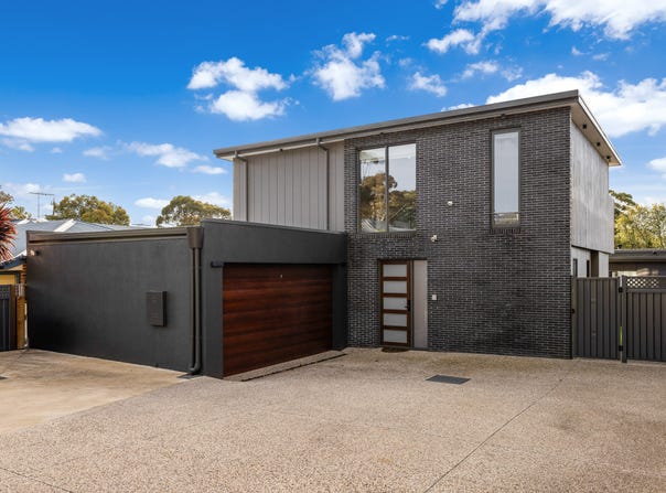 406 Settlement Road, Cowes, Vic 3922
