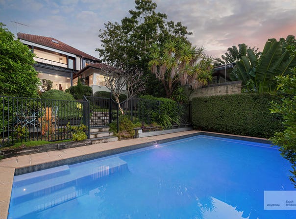120 Dornoch Terrace, Highgate Hill, Qld 4101