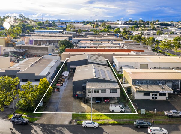 3 Neon Street, Sumner, Qld 4074