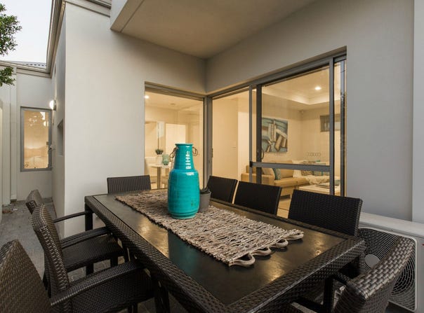 4/30 Wroxton Street, Midland, WA 6056