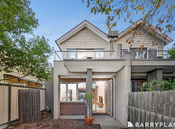 1/83 Ballarat Road, Maidstone, Vic 3012