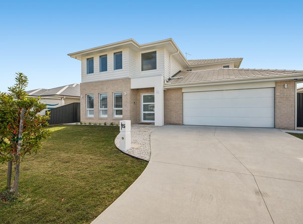 15 Halyard Avenue, Moonee Beach, NSW 2450