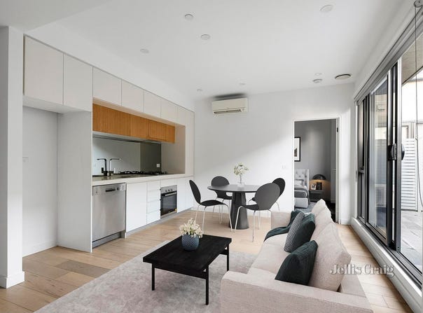 106/144 Hawthorn Road, Caulfield North, Vic 3161