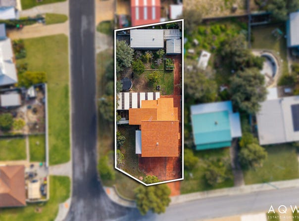 19 Tangadee Road, Golden Bay, WA 6174