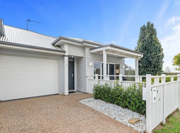 1/9 Roberts Street, South Toowoomba, Qld 4350