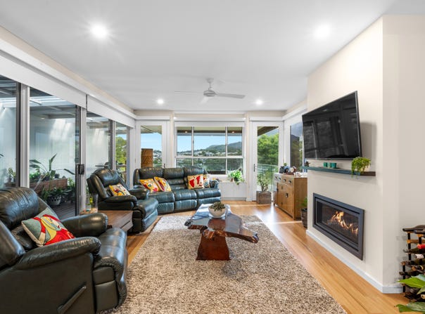 11/33 William Davies Drive, Figtree, NSW 2525