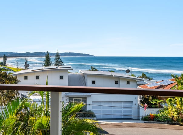 1/4 Pinnacle Row, Lennox Head, NSW 2478