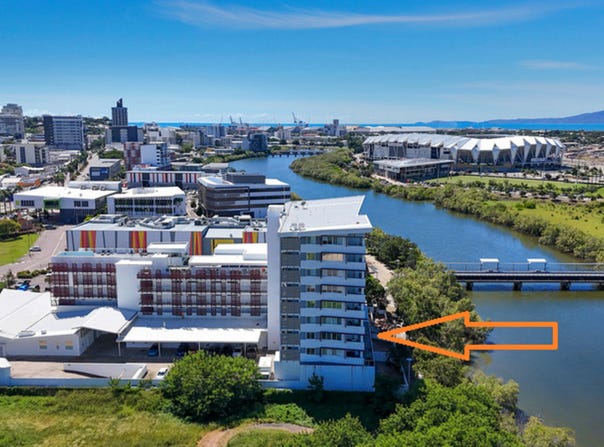 30/2-4 Kingsway Place, Townsville City, Qld 4810
