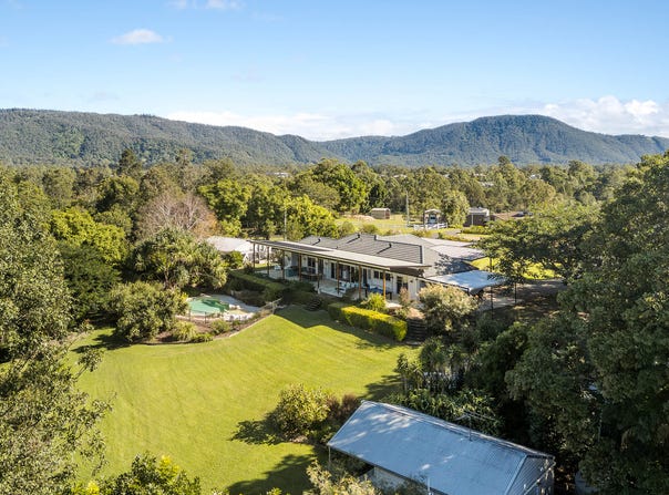 3 Cumberland Road, Wights Mountain, Qld 4520