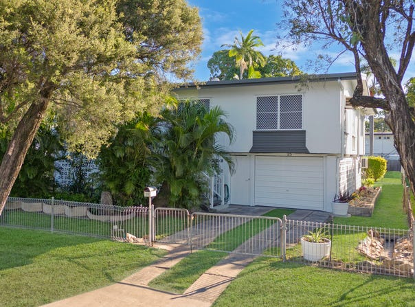 25 Illoura Street, Cranbrook, Qld 4814
