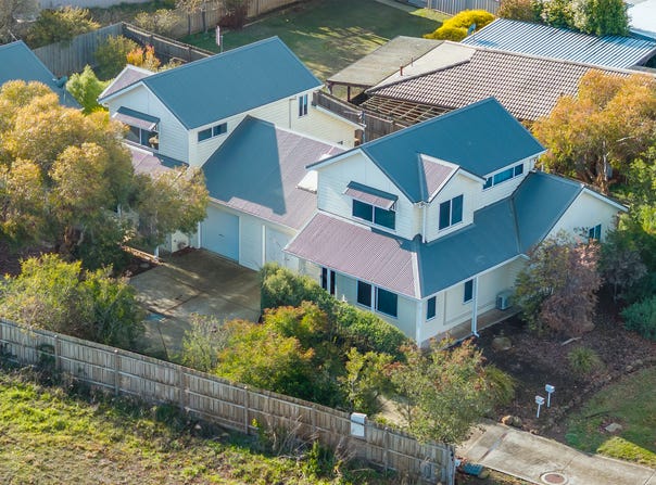 2/31 Bourke Street, Kyneton, Vic 3444