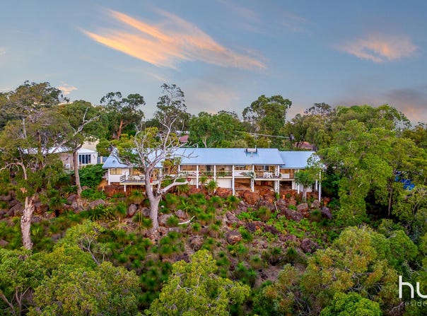 11 Sunset Crescent, Kalamunda, WA 6076