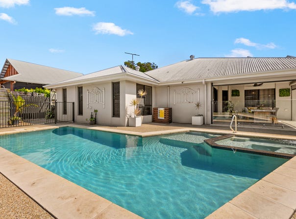 7 Atlantis Boulevard, Bargara, Qld 4670
