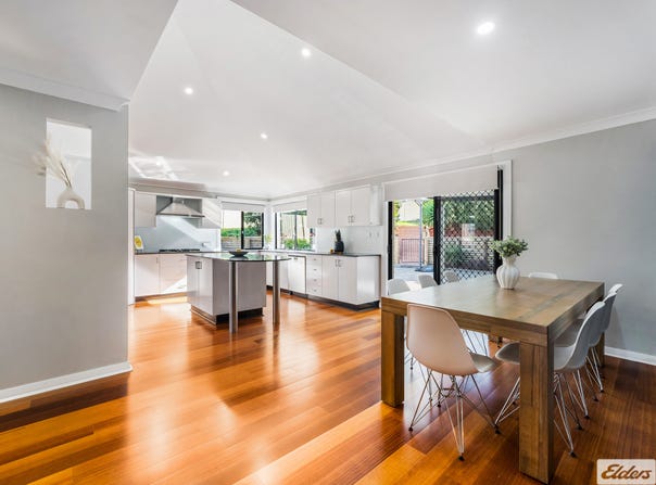 17 Harpur Place, Casula, NSW 2170