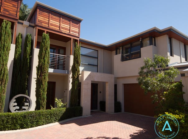 4/125 Hensman Street, South Perth, WA 6151