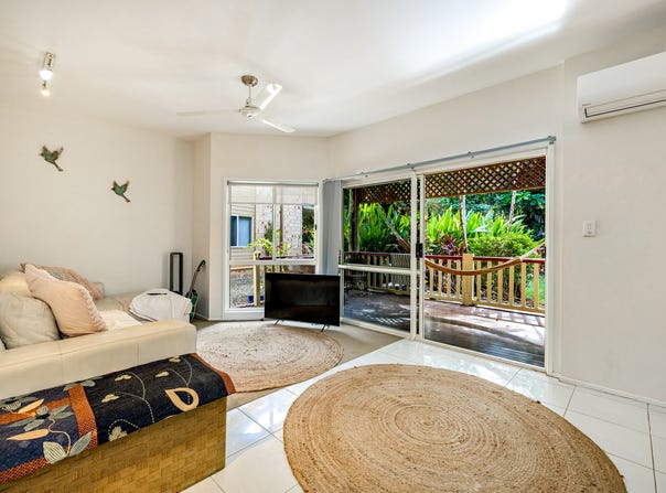 11/132-140 Stoney Creek Road, Kamerunga, Qld 4870
