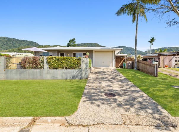 11 Wirrah Street, Bayview Heights, Qld 4868