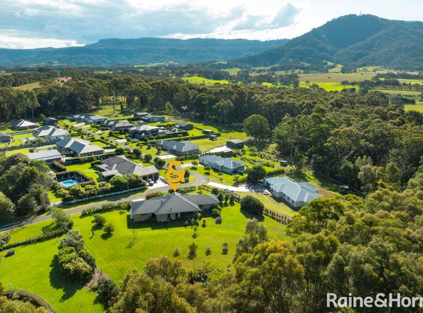 2 Gladioli Vista, Bomaderry, NSW 2541