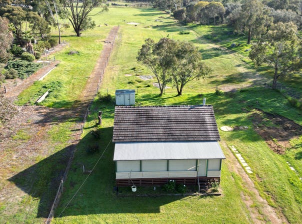 93 Newstead Road, Kojonup, WA 6395