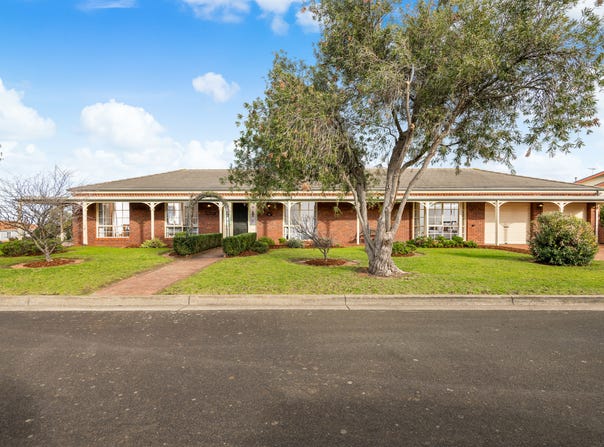 14 St Catherines Drive, Highton, Vic 3216