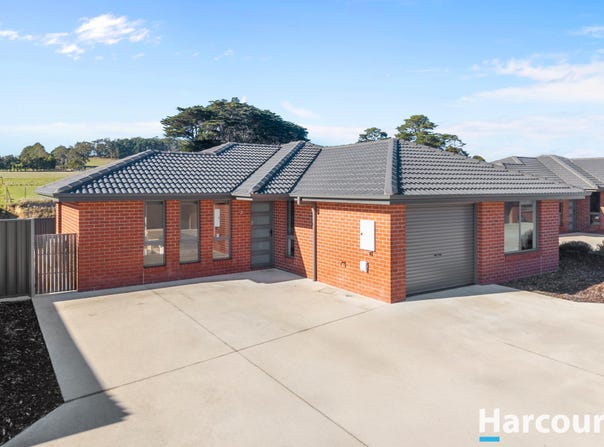 2/16 Paulownia Street, Latrobe, Tas 7307