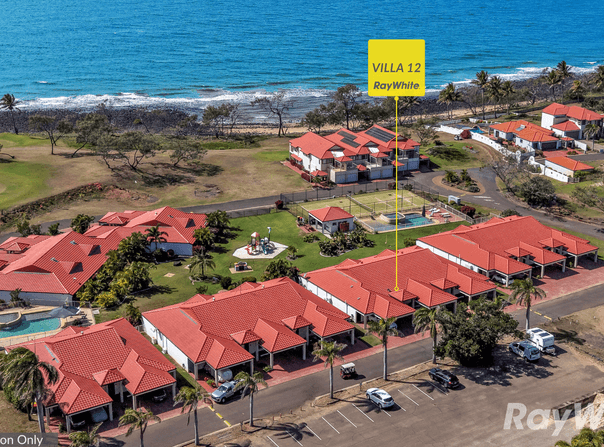 12/1 PEBBLE BEACH DRIVE, Coral Cove, Qld 4670