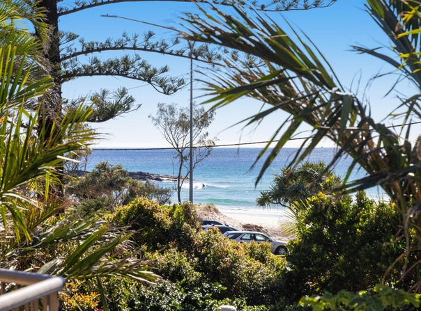 1B/828 Pacific Parade, Currumbin, Qld 4223