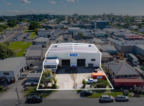 19 Gibbs Street, Wynnum, Qld 4178