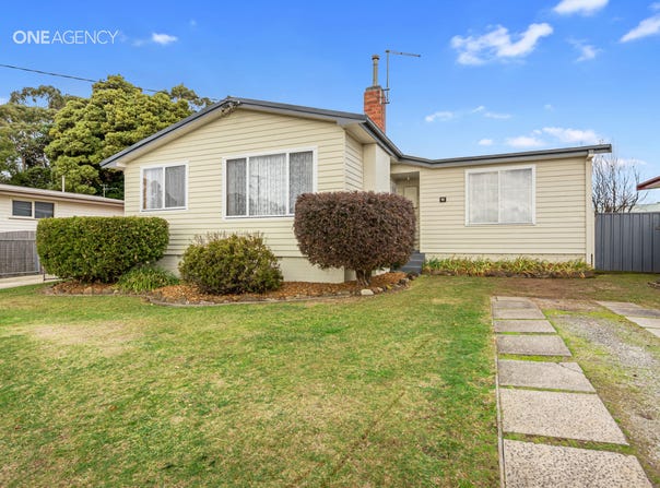 18 Smith Street, Ulverstone, Tas 7315