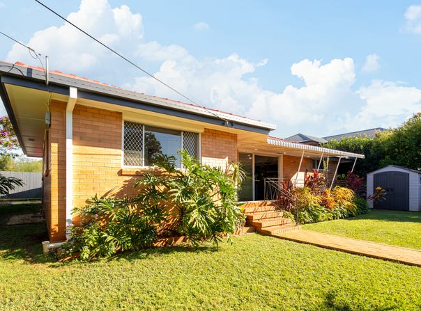 599 Oxley Avenue, Scarborough, Qld 4020