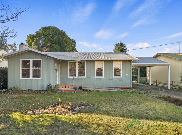 57 Freeburgh Avenue, Mount Beauty, Vic 3699