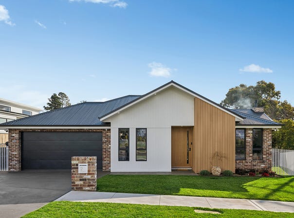 2 Cedar Street, Orange, NSW 2800