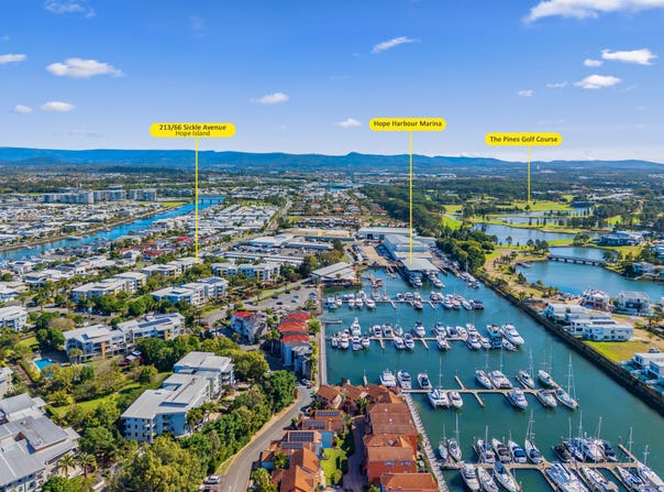 213/64 Sickle Avenue, Hope Island, Qld 4212