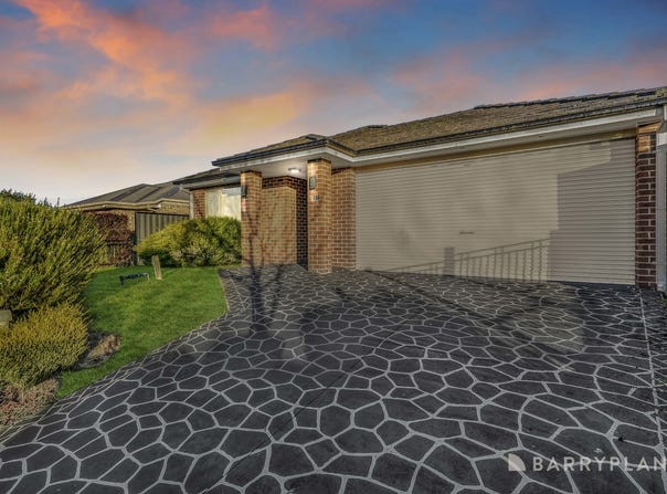 124 Windermere Boulevard, Pakenham, Vic 3810