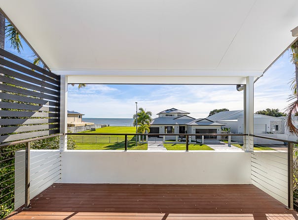 1/32-34 Pacific Avenue, Bushland Beach, Qld 4818