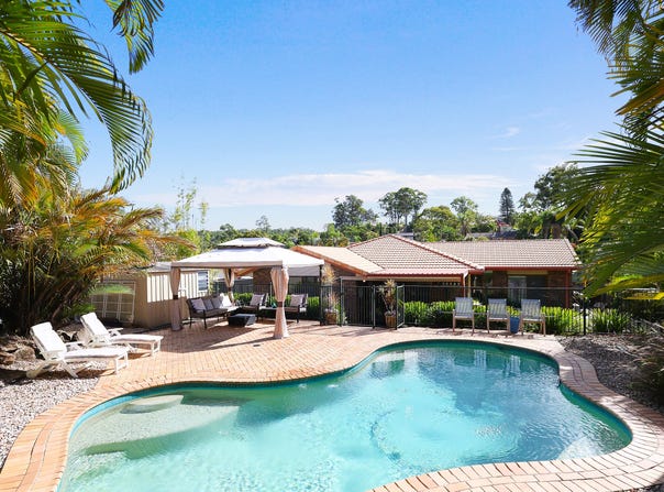18 Watford Crescent, Molendinar, Qld 4214
