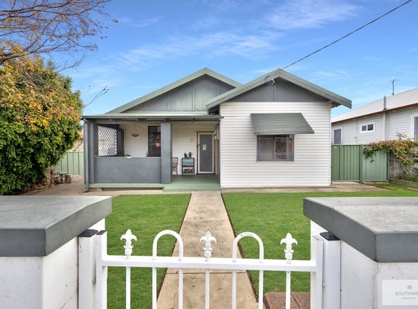 16 Dean Street, Tamworth, NSW 2340