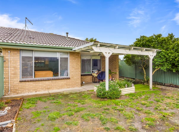 5/2 Evelyn Street, Wendouree, Vic 3355