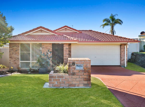 8 Greendale Place, Banora Point, NSW 2486