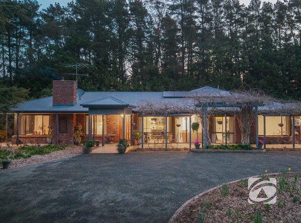 295 Mann Road, Pakenham Upper, Vic 3810