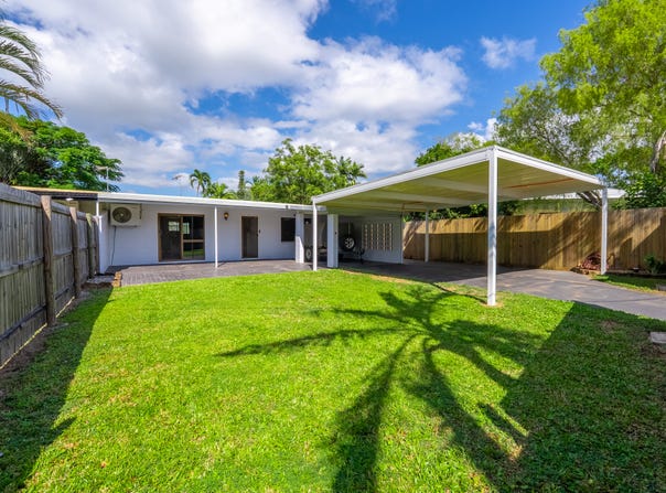 2/7 Wabag Close, Trinity Beach, Qld 4879