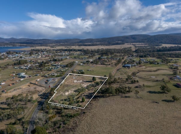 31 Tasman Highway, Triabunna, Tas 7190