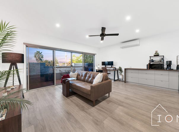 2/148A Austin Road, Seaford, Vic 3198
