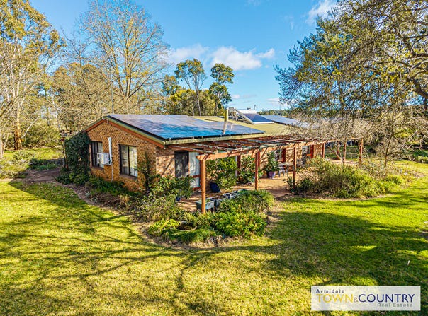51 Mundays Lane, Armidale, NSW 2350