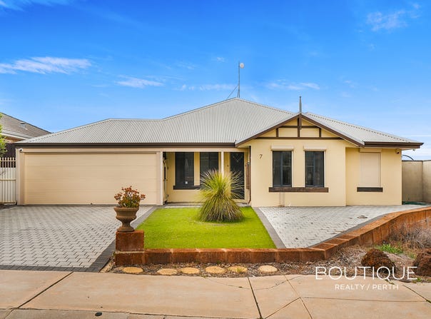 7 Newington Pass, Ellenbrook, WA 6069