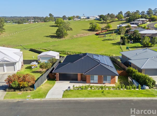 27 Springfields Drive, Greenhill, NSW 2440