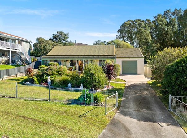 45 Marlin Street, Tuross Head, NSW 2537