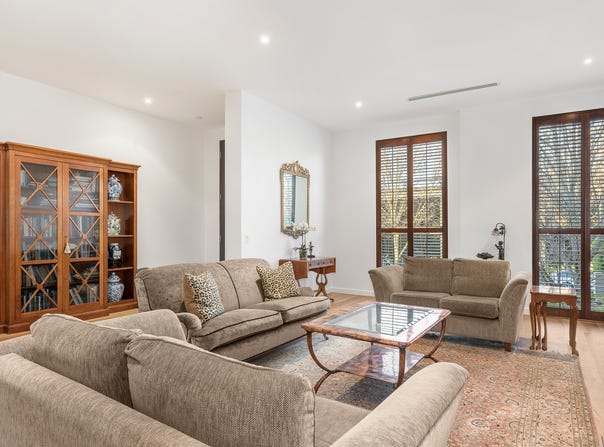 16A Milton Parade, Malvern, Vic 3144